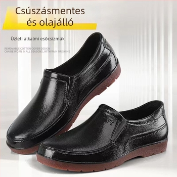 Férfi esőcsizmák, vízálló PVC felsőrész, alacsony szárú, PVC talp, csúszásmentes