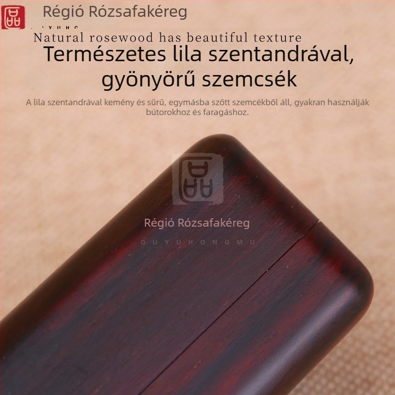Hordozható tömörfa pecsét-doboz egyetlen pecsét számára, lehajtható fedéllel, természetes fa, gravírozott kivitel, kávébarna filcbelés, modell PEF901, pecsét-tároló