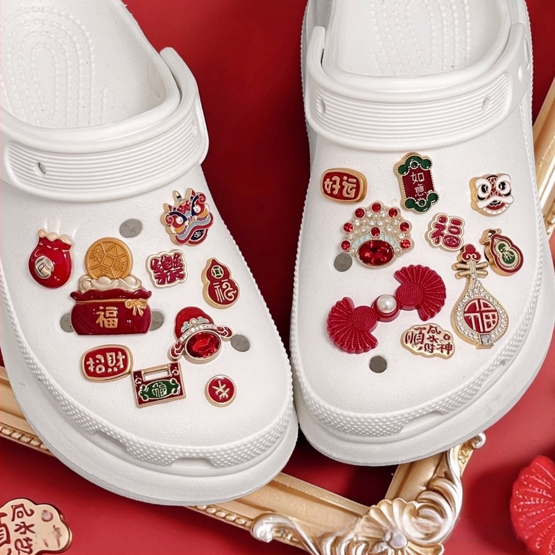 DIY cipőcsat kiegészítő virágos díszítéshez – Set C-396, Xianzhi; kompatibil kerticipőkkel és lyukas cipőkkel; stílus: csat, mindennapi casual; egész éves használatra.