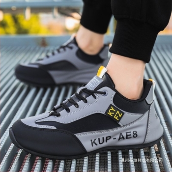 Férfi PU bőr vízálló casual sportcipő, fűzős, hegyesorrú, gumírozott talppal