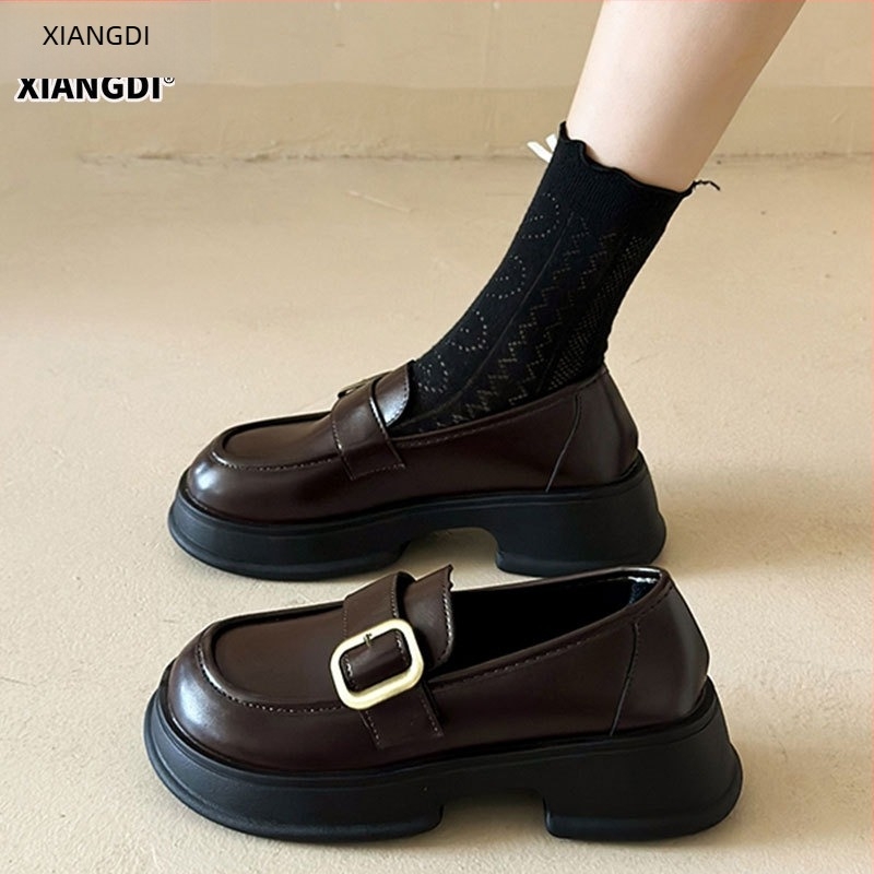 Női Lofu cipő, felső réteg tehénbőr, Slip-On, kerek orr, középmagas sarok 3-5 cm