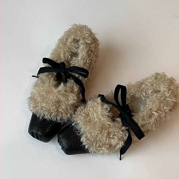 Női Mary Jane cipők – Kerek orrú, Felső anyag: Super Fiber, Belső: báránybőr, Sarok: középmagas (3–6 cm)