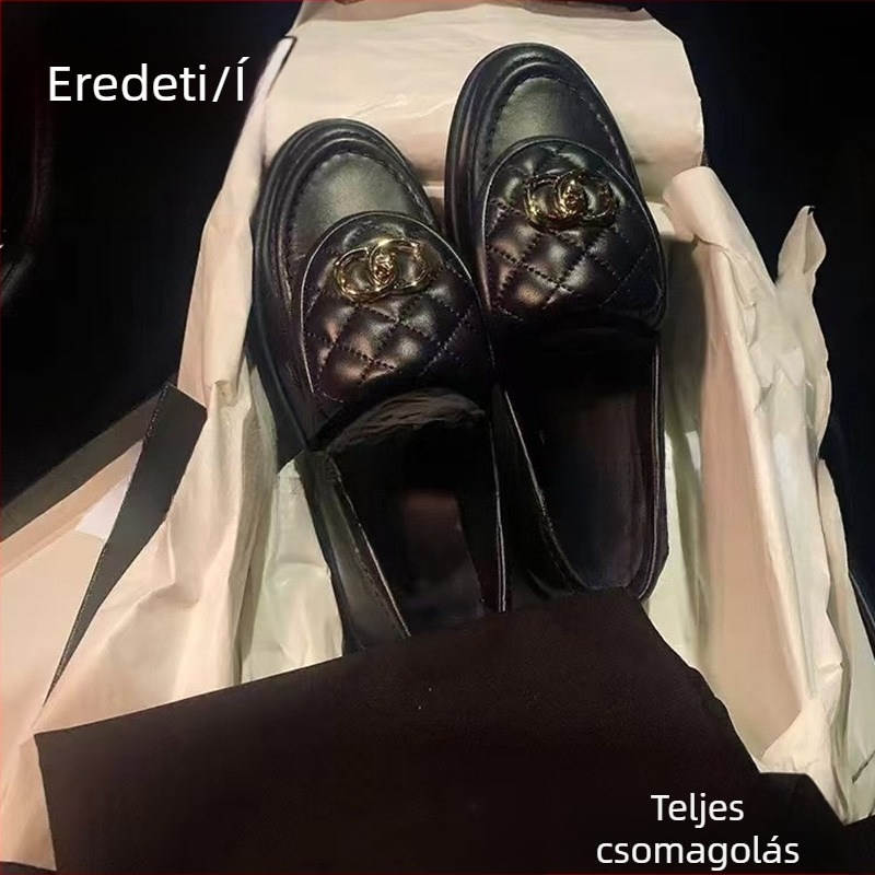 Női loaferek, brit stílus, slip-on, kerek orrú, felső rész valódi bőrből, 3-5 cm sarok