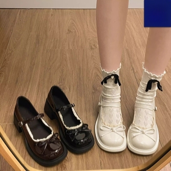 Női Mary Jane cipő PU felsőrész, kerek orr, 3–5 cm-es wedge sarok, csatos zárás