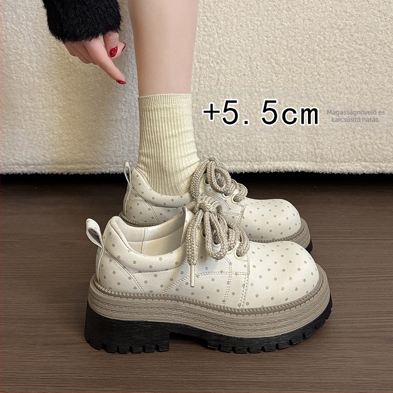 Női reliefes bőr loaferek keresztezett pánttal és elöl fűződéssel, kerek orrú, középmagas sarok 3–5 cm, gumírozott talp