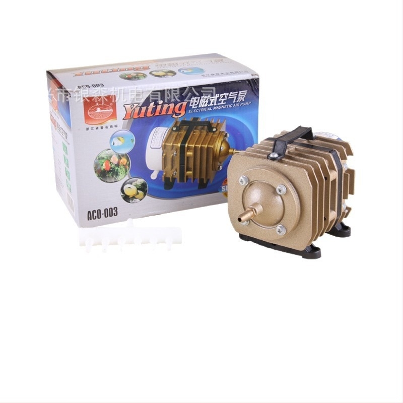 Elektromágneses levegőkompresszor oxigénpumpával, modell ACO-003, márka Fishing Booth, tömeg 1,6 kg