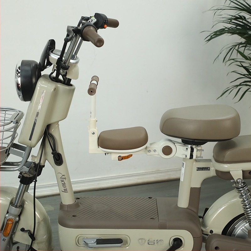 Villanyos jármű nyerege, elsőre szerelt gyerekülés, márka Fair, modell 666, termékkód JZ666