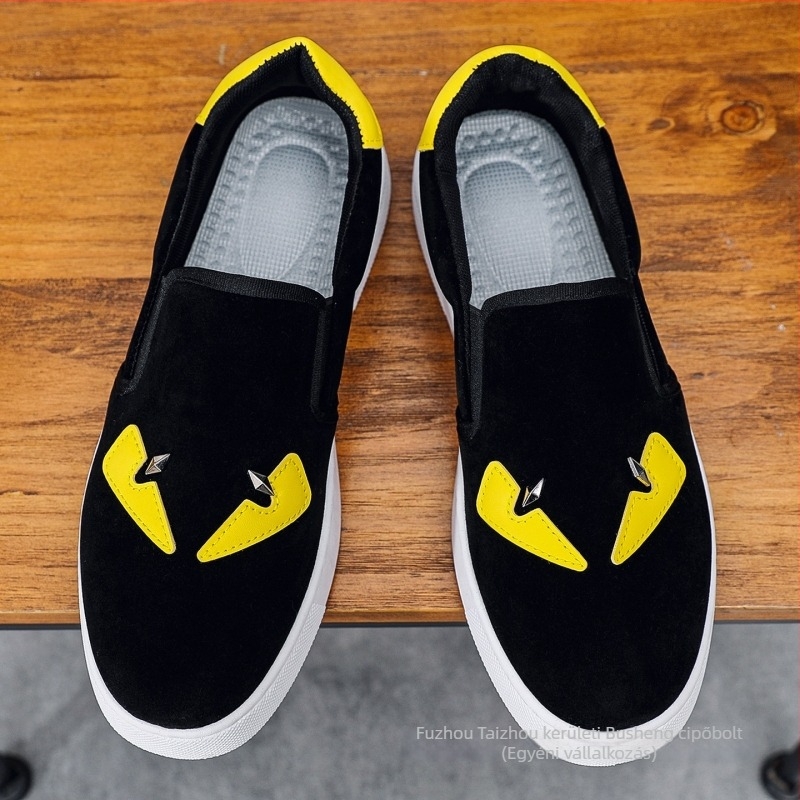 Férfi Slip-On cipő Nubuk felsőrésszel, gumírozott talppal, hálós belsővel, vulkanizált talppal