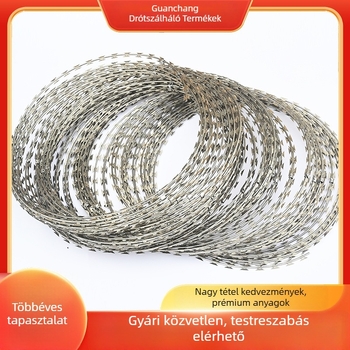 Galanizált kettős csavarodású szögesdrót kerítés háló, SIRO stílus, jobbkezes csavarodás, húzószilárdság 500