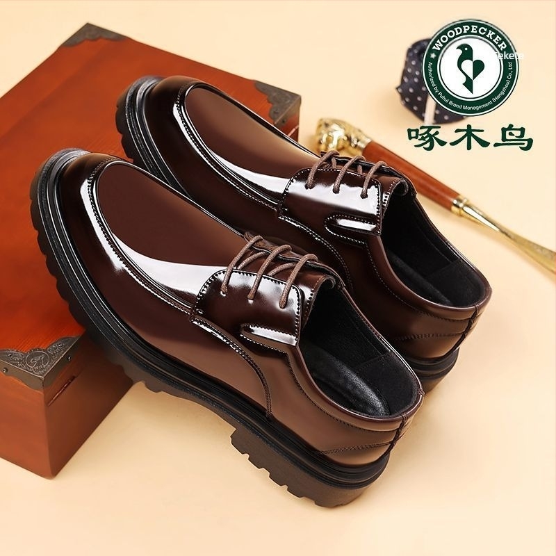 Férfi bőr monk cipő, felső rész: marha velúr, hegyes orrú, gumi talp, magasságot növelő funkció