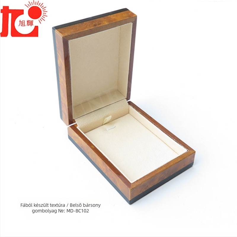 Fából készült ékszerdoboz – faanyag, doboz típusú csomagolás, ékszerekhez (nyakláncok, karkötők, gyűrűk)