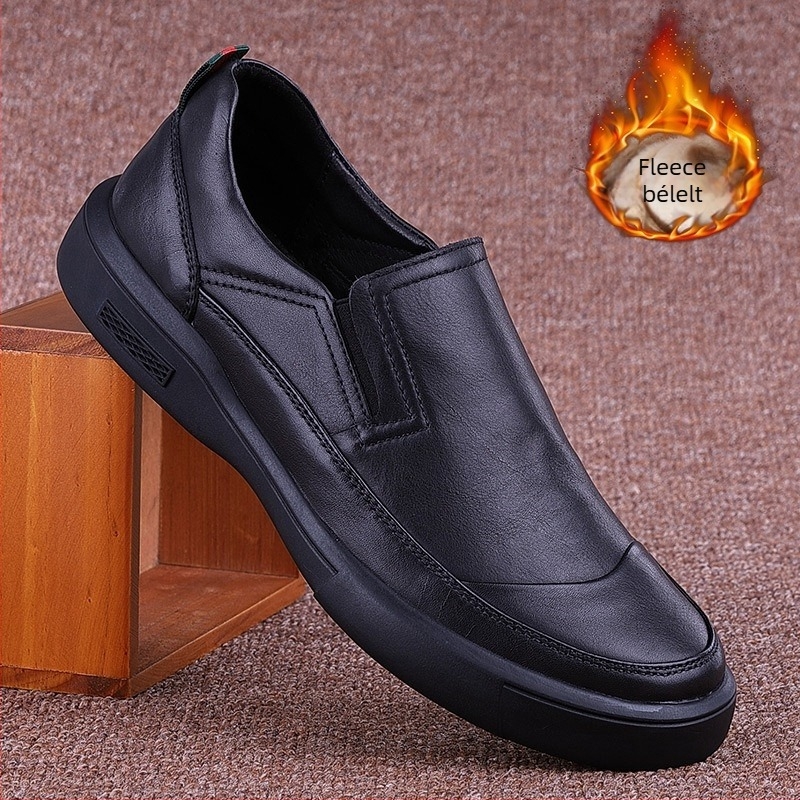 Férfi mindennapi bőrből készült cipő - első réteg tehénbőr felsőrész, kerek orr, gumitalp, alacsony sarkú 1–3 cm, slip-on stílus
