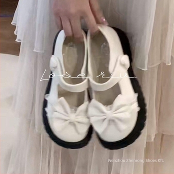Női Mary Jane cipő japán stílusban, alacsony kitten heel, Velcro zárás, felső rész műszálas plüss, talp természetes gumi