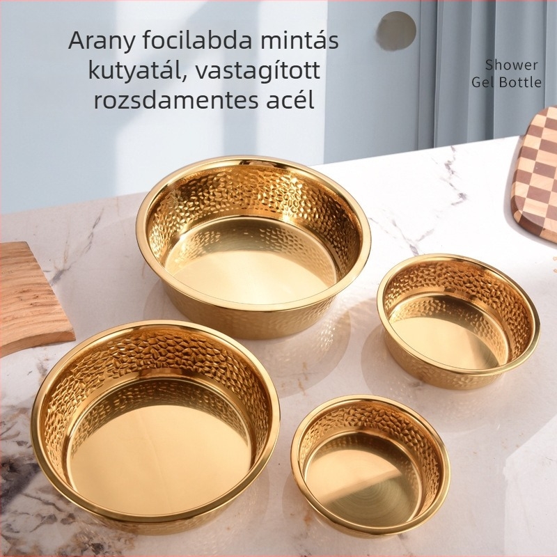 Arany színű rozsdamentes acélból készült állateledeles tál futballmintával, csúszásmentes macskáknak és kiömlés elleni kutyáknak