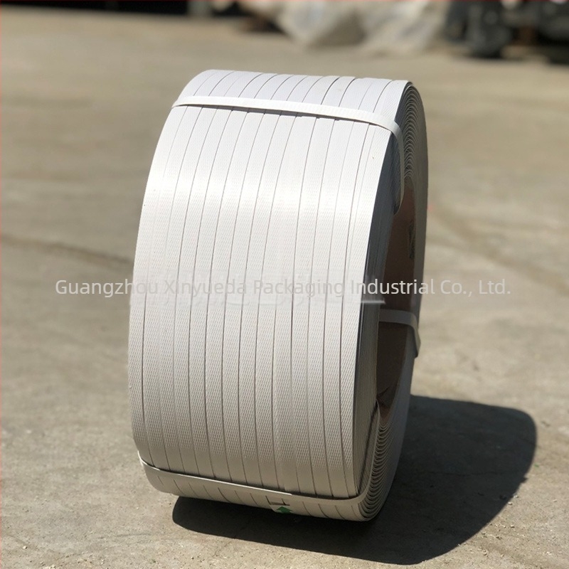 Xinyueda csomagoló szalagok, szélesség 12 mm, vastagság 0.65 mm, hossz kb. 3000 m