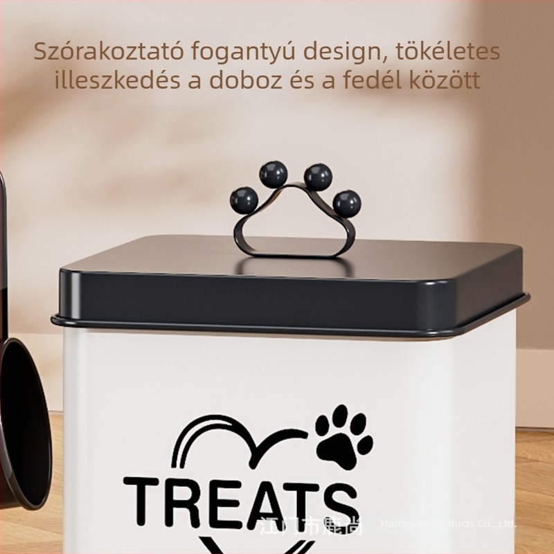 Négyszögletes vasból készült állateledel-tároló, lezárt, kanállal, kapacitás 4–6 L