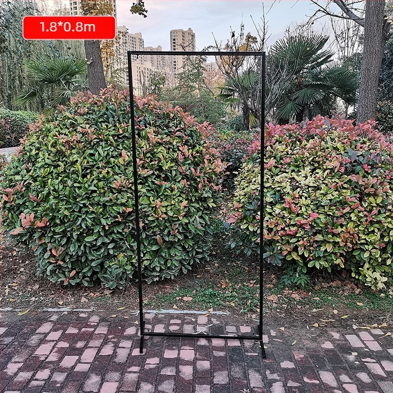 Geometriai vasból készült képernyő esküvői ív keret a színpadi dekorációhoz