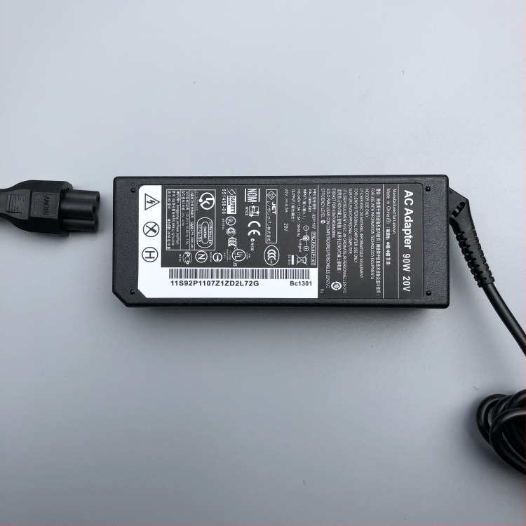 Lenovo ThinkPad laptop töltő – kapcsolóüzemű tápegység, 90W, 9V, 2A, bemenet 100-240V