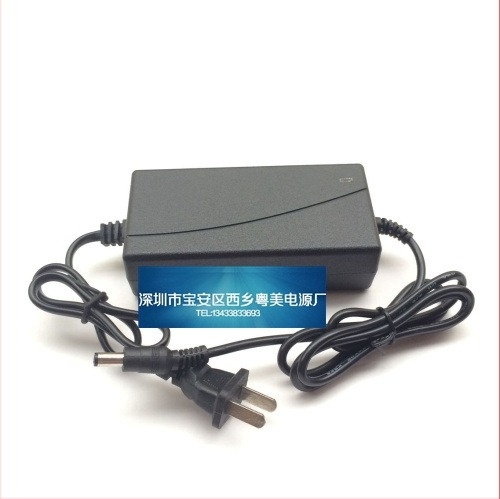 PWM-es AC/DC tápegység, 18V 4A, 72W, bemenet 100-240V, 95% hatékonyság (PWM, 18V 4A, 72W, 100-240V, 95% hatékonyság)