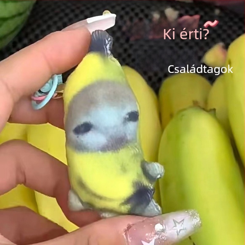 Zsáks plüss kulcstartó hanggal, Banana Cat design; rövid plüss, PP gyapot töltés; többfunkciós, minta testreszabás