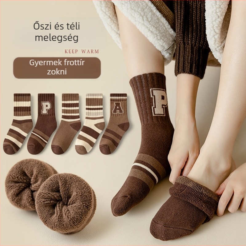 Gyerekeknek készült pamut zokni terry béléses, őszi–téli, középmagasságig érő, vastag, uniszex jacquard mintával.