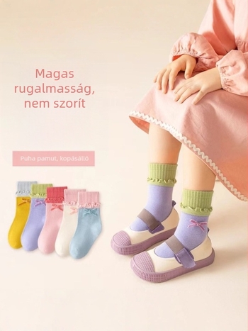 Pamutból készült lányoknak szánt zoknik jacquard mintával, középtartású szár, lélegző és nedvességfelszívó, 3–8 éveseknek