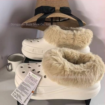 Női téli Crocs-stílusú papucs fleece-béléssel, csúszásmentes, puha talppal, zárt orr, beltéri és kültéri viselet