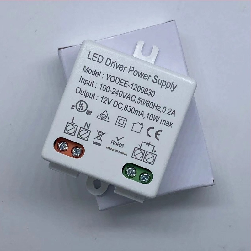 LED állandó feszültségű tápegység, DC12V, 10W, AC-DC bemenet, kapcsoló, CE