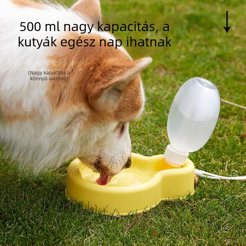 Hordozható ivópalack kutyáknak és macskáknak szabadban végzett sétákhoz