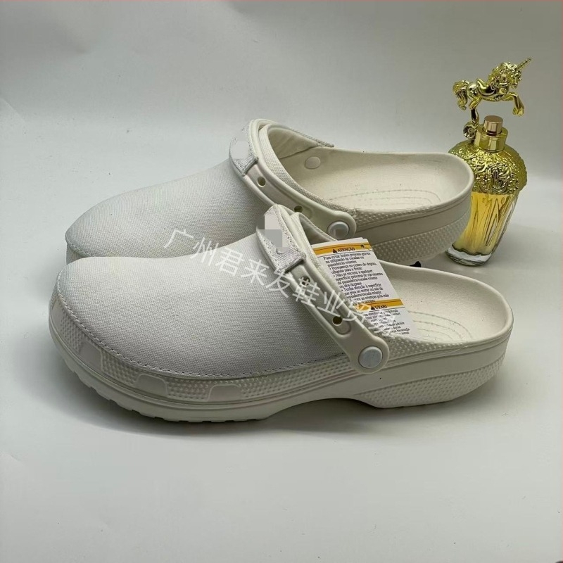 Férfi denim Slip-On szandál perforált felsőrésszel, lélegző EVA talppal, Velcro-zárással