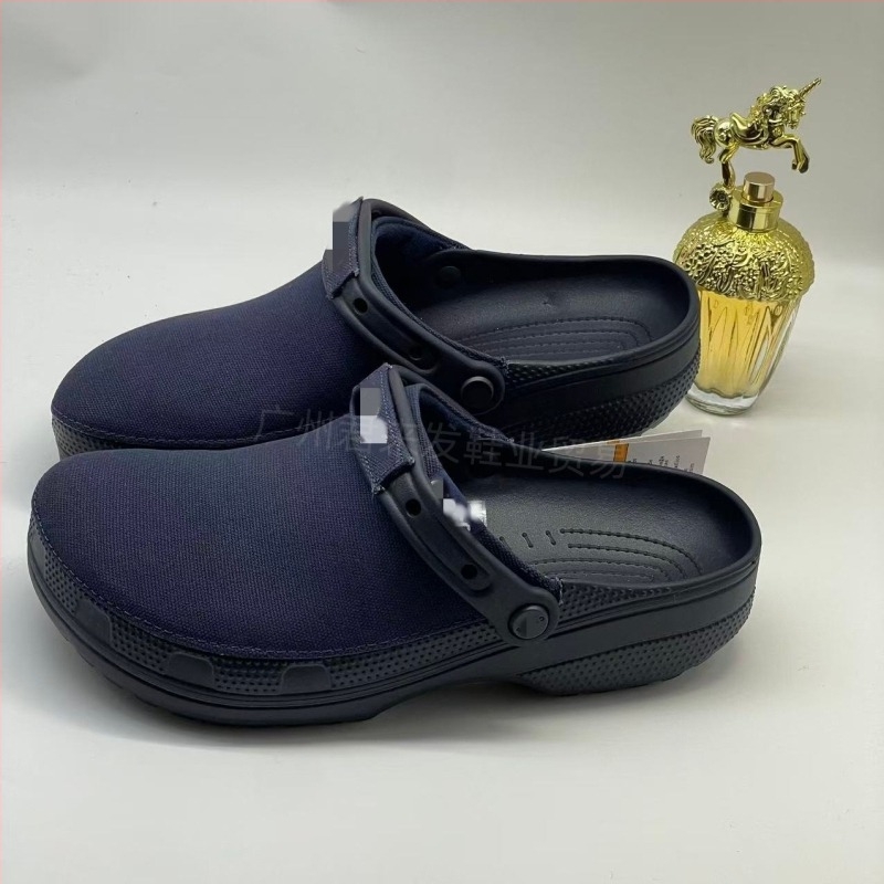 Férfi denim Slip-On szandál perforált felsőrésszel, lélegző EVA talppal, Velcro-zárással