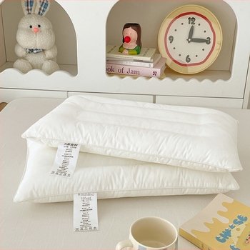 Alacsony profilú pamut párna szója-fehérje rosttöltettel, téglalap alakú, felnőtteknek, 0.55-1.0 kg