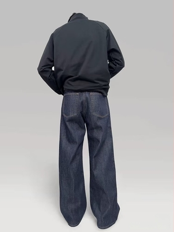 Férfi egyenes szárú farmer, középmagasságú derék, cipzár, denim 80% pamut, mosott felület