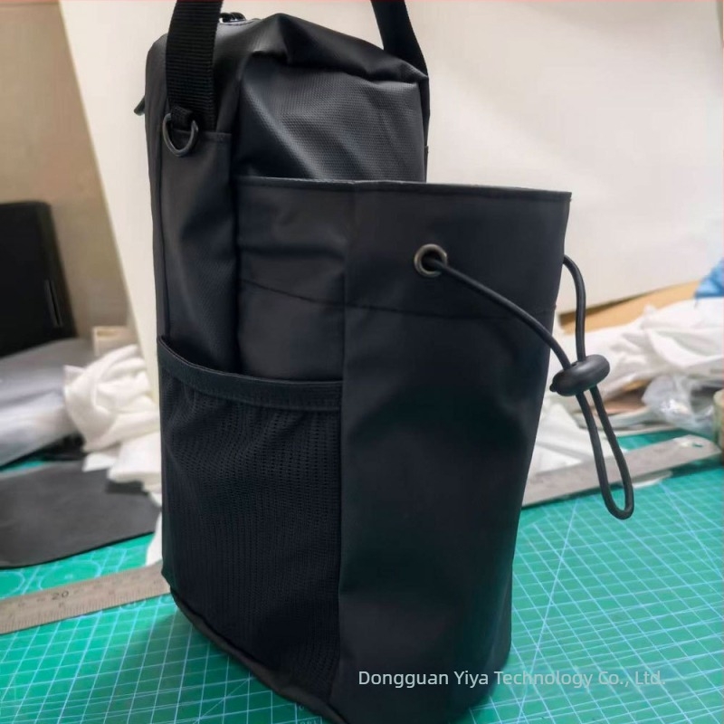 Vizes palack Crossbody táska – Oxford anyag; lélegző; vízálló; ultra könnyű; bővíthető kapacitás; uniszex