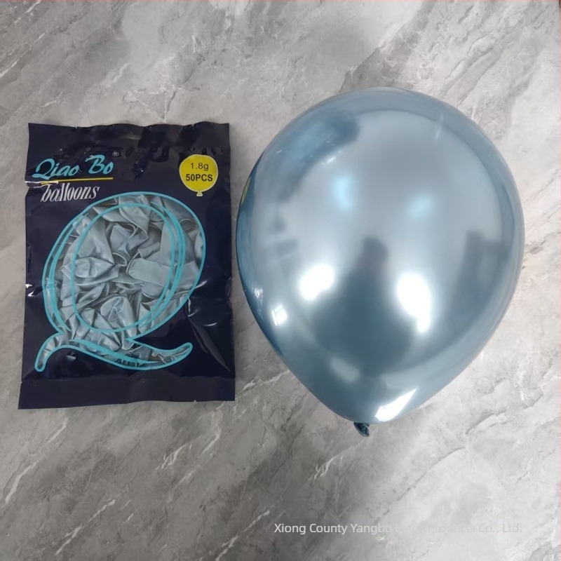 10 hüvelykes fémes latex lufi, krom felülettel és logóval, esküvőkre és partikhoz