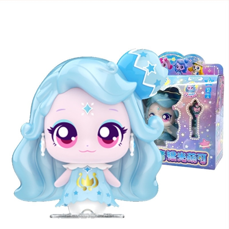 Interaktív beszélő baba világítással és hanggal 7–14 éveseknek • Anyag: műanyag/gumi • Fejlesztés: érzelmek, vizuális percepció, kéz- és szem-koordináció