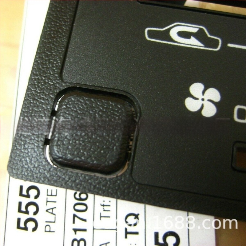 Toyota pickuphoz dekoratív panelkészlet, YF-8143, KOM márka, modell 55519-89143; 5551989143