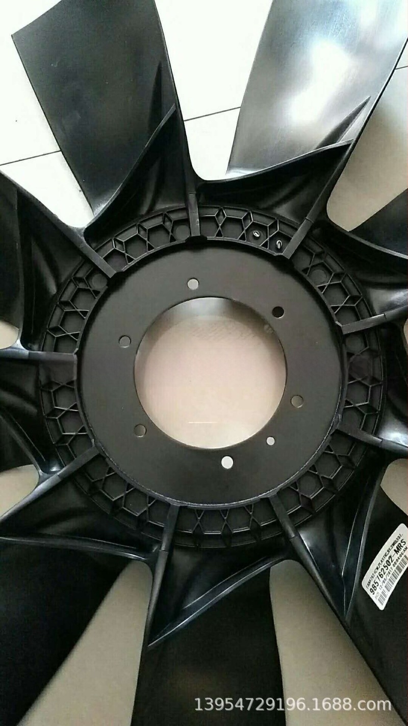 XCMG 215D ásógép Cummins EFI motor, ventilátorlapát, kabin kiegészítők, műszerfal, ülés és hidraulikus henger