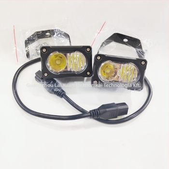 Kétlevelű lóhere LED reflektor — 20W, Osram LED chip, 9-36V, 2500 lm