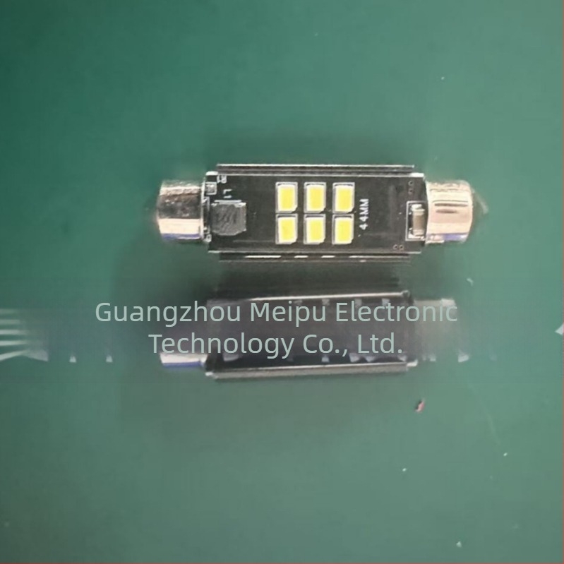 Kétcsúcsú LED olvasólámpa autóhoz és teherautóhoz – csomagtartó és kabin világítás, méretek 31/36/41/44 mm, 3020, 6 SMD