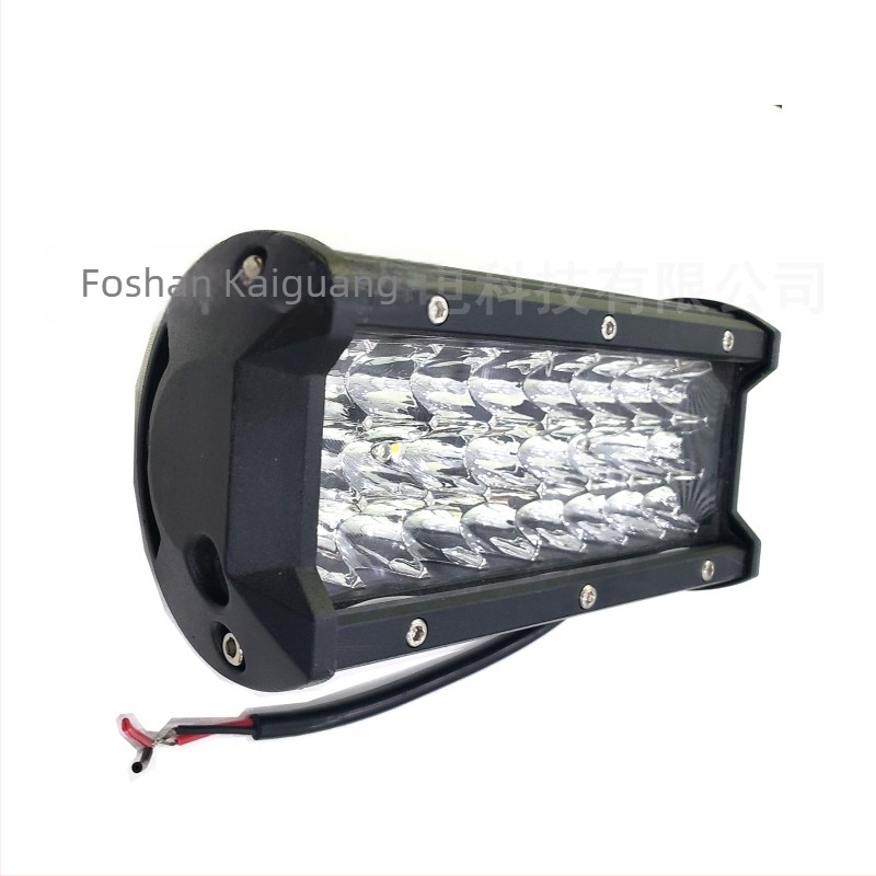 LED hosszú sávú munka lámpa háromsoros fényvetővel – 72W, 12-24V, 8000lm, 6500–7000K, alumínium ház