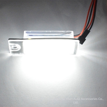 LED rendszám világítás Volvo V70/CX70/S60/S80/XC90 – 12V, 1.68W, LED fényforrás, PC+LED anyag, élettartam 50 000 óra