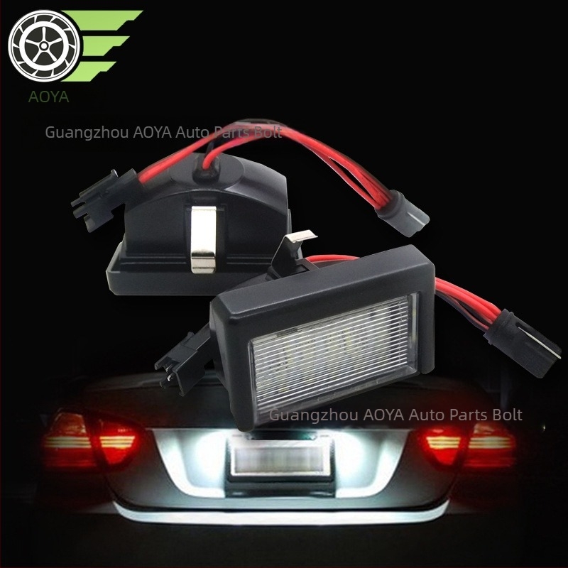 AY LED rendszámfény Mercedes-Benz ML W164-hoz - 12-30V, 2.8W, 6500-7000K, 4014 LEDek, élettartam 20 000 óra