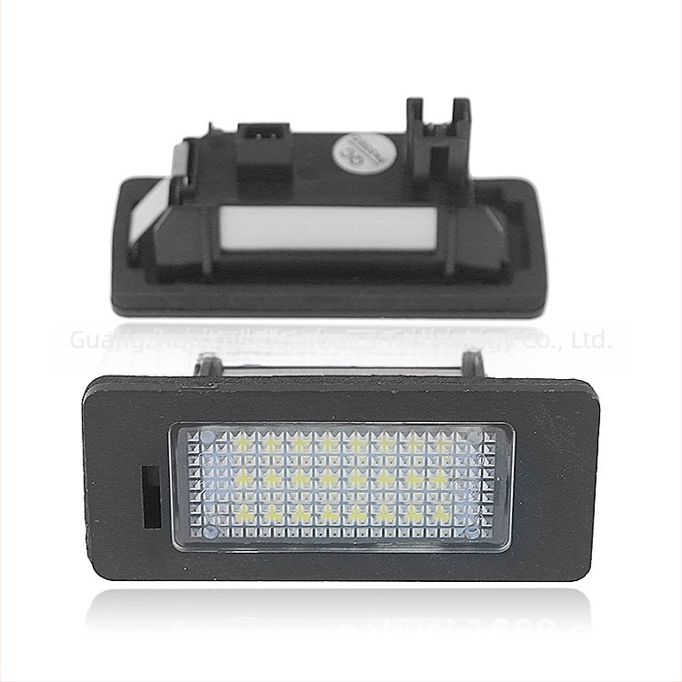 LED rendszámtábla világítás Audi A7 A1 A3 A4 A5 A6 Q3 Q5 TT számára – 12V, 0.3A, 1.5W, 6500K, 5000h
