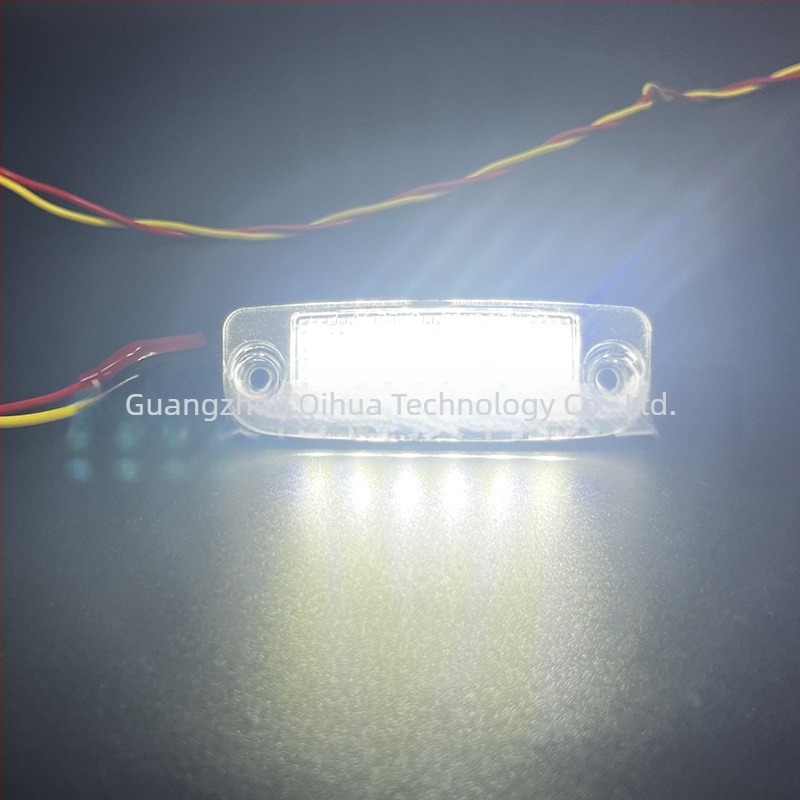 LED világítás a Hyundai Sonata 10 rendszámtáblájához (YF 10M GF 10)