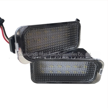 Ford rendszámtábla világítás Fiesta, Focus, Kuga, Galaxy, C-Max, Mondeo és Escape modellekhez — 12-30V, 2.8W, 3014 LED, 6500K, 50 000 óra.