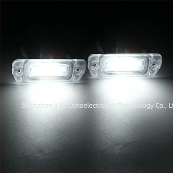 LED rendszámvilágítás Mercedes-Benz GL/ML sorozathoz X164 (GL350, GL550, ML500)