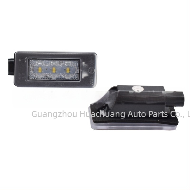 Rendszámtábla lámpa Nissan Serena C27, Altima, Suzuki Landy, Dacia Duster – LED, 12V, 3W, 6000K, 50 000 óra