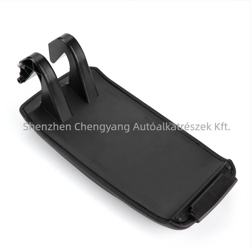 Audi A3 03-12 központi kartámasz fedél, bőr; modell 8P0864245P; tömeg 255 g