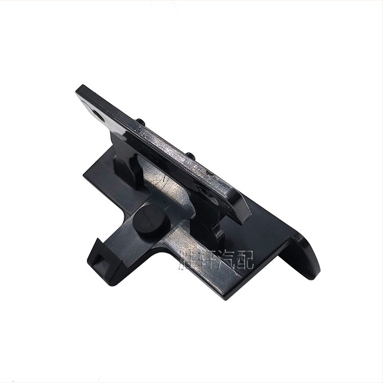 Shengxuan Kartámaszfedélzár Chevrolet GMC Silverado Sierra Tahoe Yukon számára — Anyag: műanyag, Tömege: 20 g, Modell: Armrest Lid Latch, Kompatibil Chevy modellek